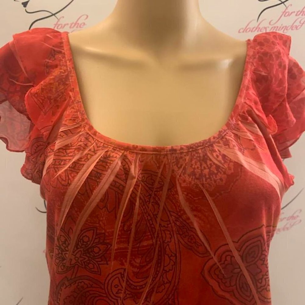 Jane Ashley. Size L. (?) Bust 38". Stretch Ruffled Sleeve Caps. B55 - Picture 2 of 4
